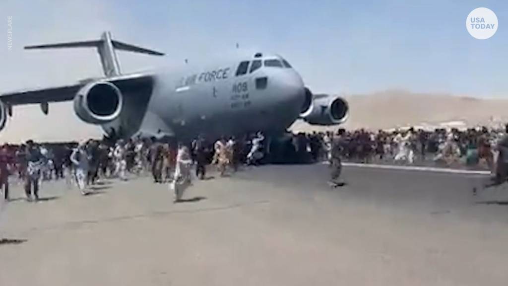 U.S. military plane leaving Afghanistan