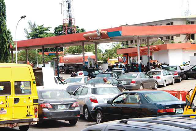Queueing-at-a-fuel-station